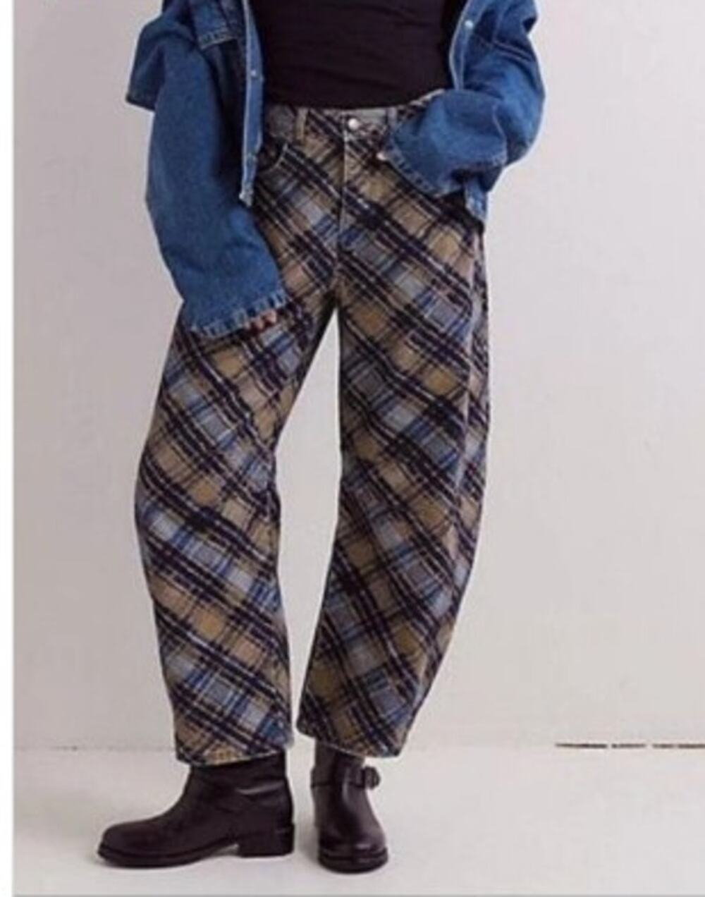 We The Free Good Luck Mid Rise Barell Pant Size 32 S Short